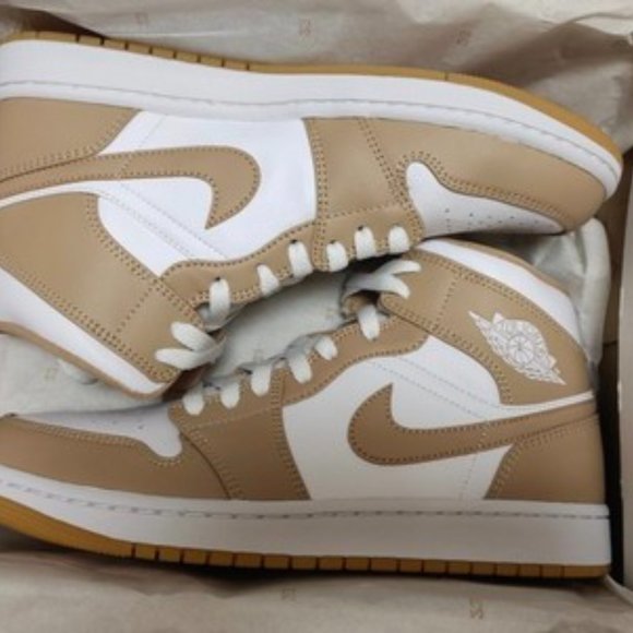 Aj1 Jordan High top Tan shoes for men main image 3
